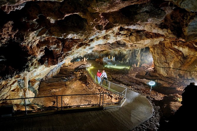 1-Hour Guided Lipa Cave Adventure in Montenegro - From the parking lot to the cave entrance