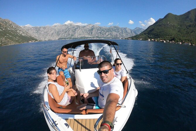 3 Hour Speed Boat Tour to Blue Cave with WiFi and Drinks - Rose and the old Yugoslav submarine tunnels