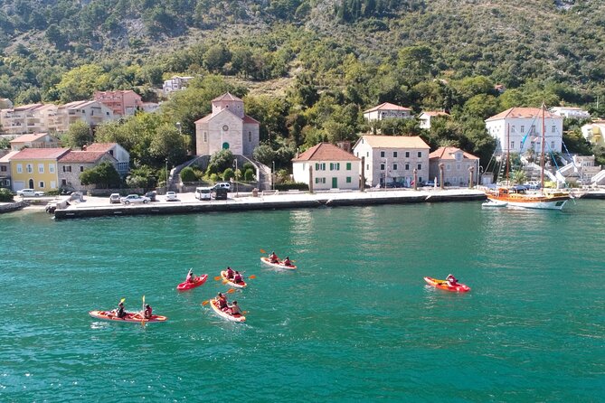 3 Hours Kayaking in Kotor Bay in Montenegro - The beach briefing and first paddle