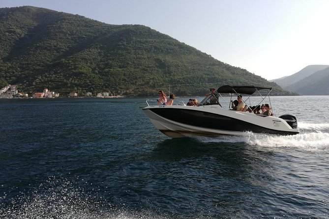 3h-Private Bout: Kotor bay and Blue Cave attraction (Free Drinks) - Why this short boat trip works so well