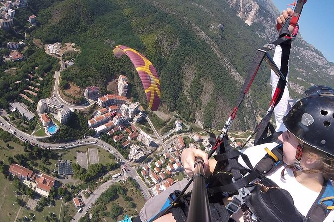 Bečići Standard Paragliding Montenegro /All-inclusive - From Bečići Beach to the launch point