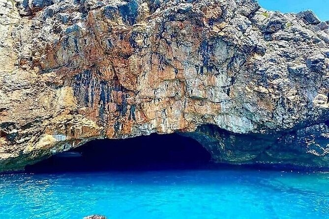 Blue Cave and Our Lady of the Rocks - 3h Private Speedboat Tour - The return through submarine tunnels