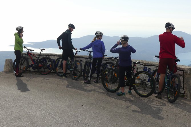 Epic 25 Turns Downhill Bike Descent w/ Panoramic Cable Car Ascent - Who will enjoy this ride most