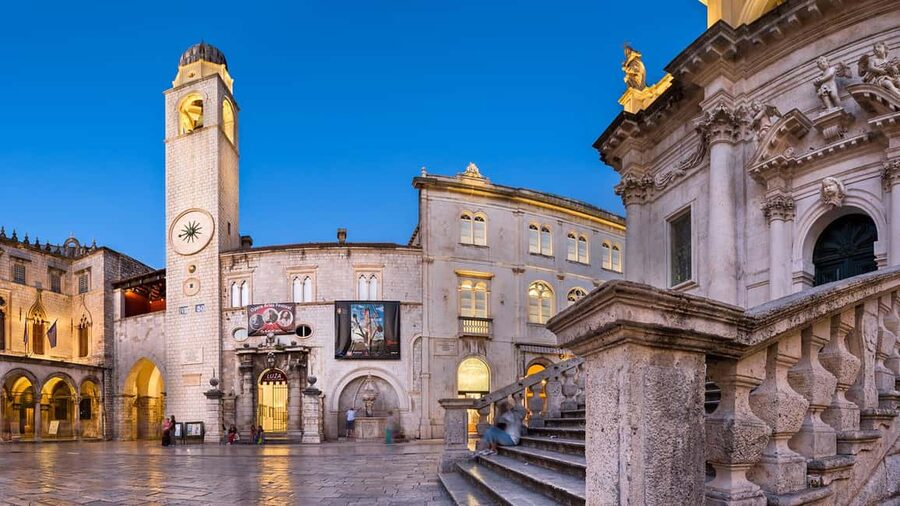 From Budva: Dubrovnik Guided Tour with Free Time - A short guided introduction to Dubrovnik
