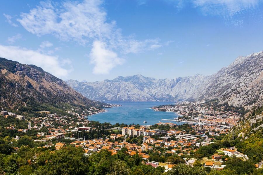 From Dubrovnik: Full-Day Group Tour of Montenegro Coast - Crossing from Dubrovnik into the Bay of Kotor