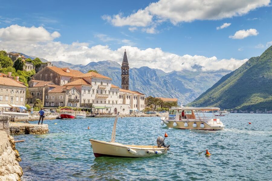 From Dubrovnik: Montenegro Day Trip - Border crossings can change the day
