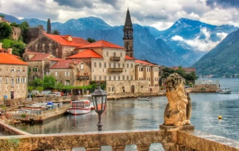 From Dubrovnik: Montenegro Day Trip with Cruise in Kotor Bay - Who should book this Montenegro day trip