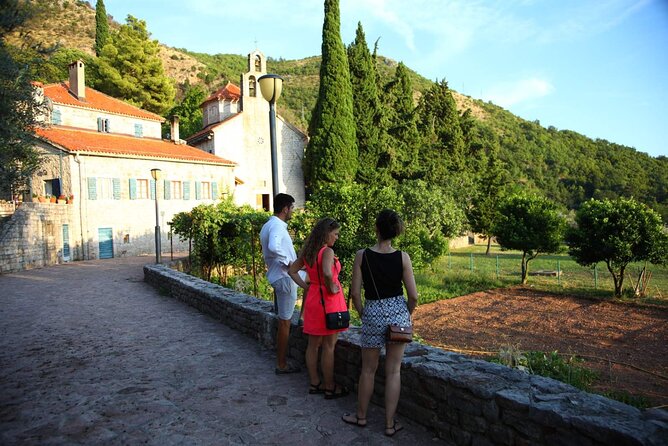 Great tour of coastal monasteries in Budva - Walking on the path of history! - Praskvica Monastery and the view toward Sveti Stefan