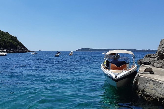 Group Blue Cave tour with a beach stop - 4h duration - Who should book this boat tour?