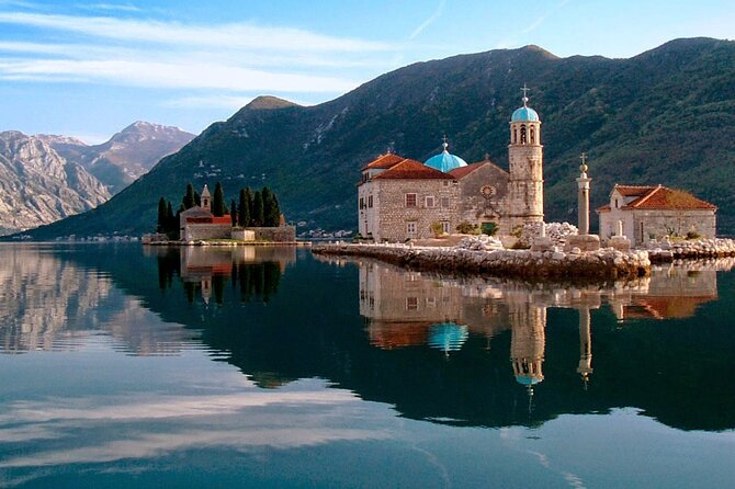 Half-Day Private Tour of Boka Bay and Blue Cave from Kotor - Speedboat comfort, spray, drinks, and WiFi