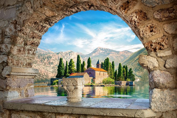 Kotor Fast-Track: Perast Old Town & Our Lady of the Rocks - Our Lady of the Rocks and its €3 entrance