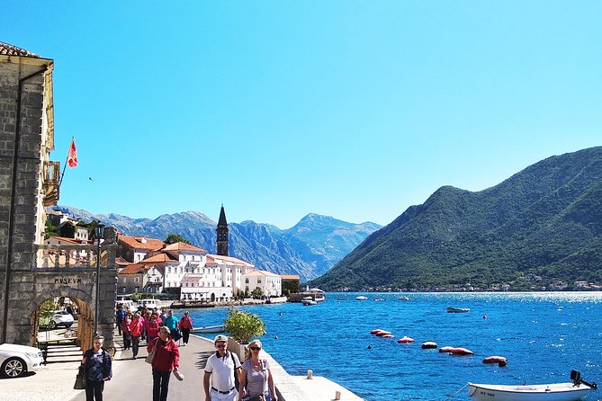 Kotor: Shore Excursion for Cruise Passengers - Meeting the tour near Kotor’s cruise port