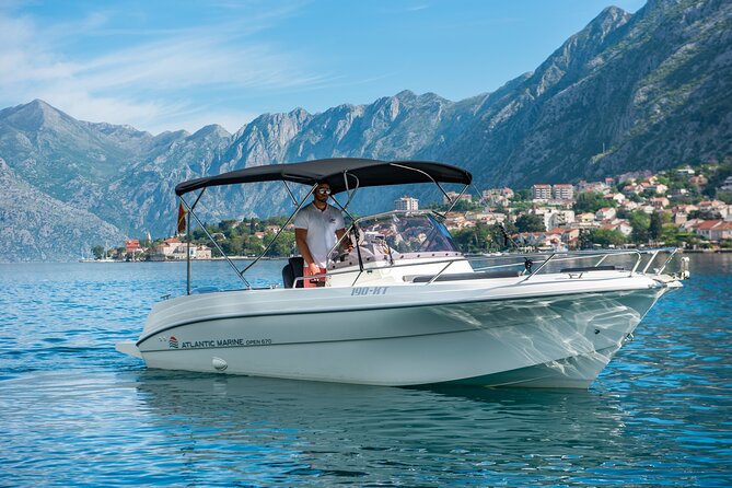 Lady of the Rocks & Perast Kotor Sunset Boat Group Tour (1.5hr) - Thirty minutes in historic Perast