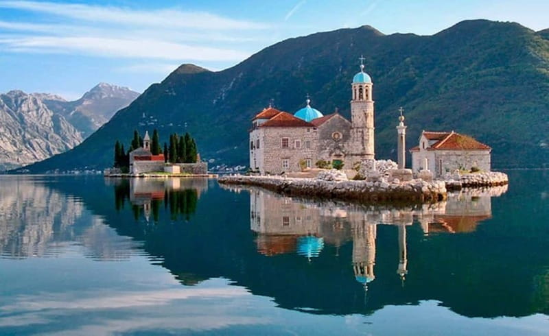 Montenegro Day Trip & Kotor Bay Short Boat Cruise - The early pickup and the road through Konavle Valley