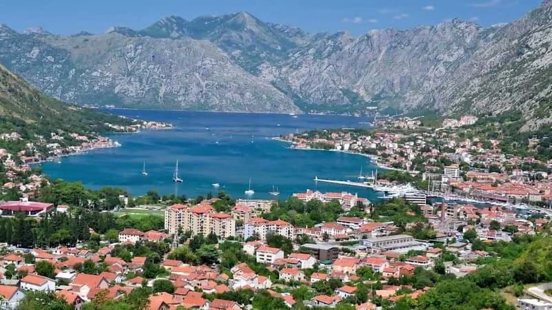 Montenegro Tour with Optional Kotor Bay Boat Cruise - Kotor old town and the 30-minute guided walk