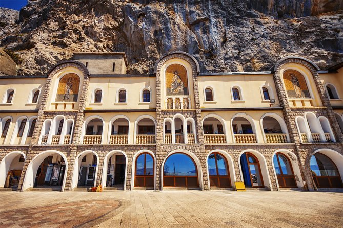 Ostrog monastery and Niagara waterfalls - What the private format is worth at $160.83