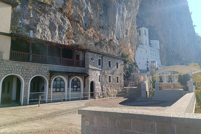 Ostrog Monastery tour - Timing, weather, and who should book