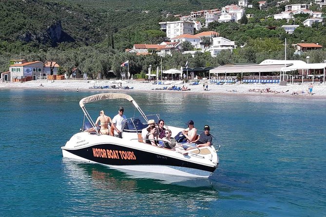 Private Blue Cave tour with a beach stop - 4h30min duration - Who will get the most from this boat trip?