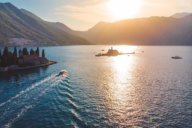 Private Boat for Large Groups: Blue Cave & Lady of the Rocks - A look at Perast from the water