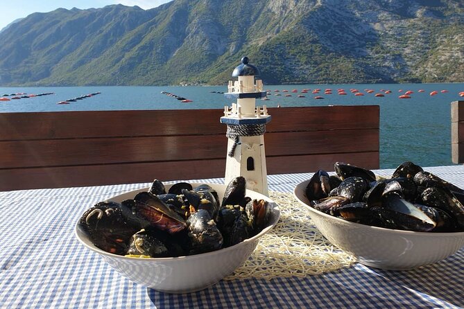 Private Gastro Cruise: Blue Cave & Organic Seaside Lunch - Park Sloboda is a smart starting point