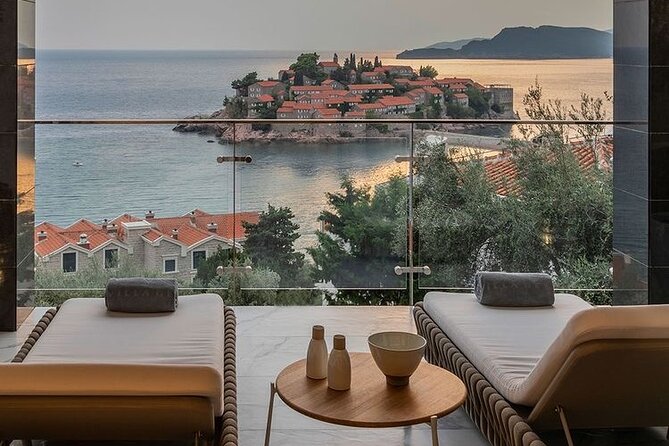 Private Guided Tour in Budva Sveti Stefan - Miločer adds a quieter final stretch