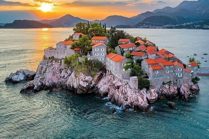 Private Guided Tour in Budva Sveti Stefan - Budva Old Town gives you the main walk