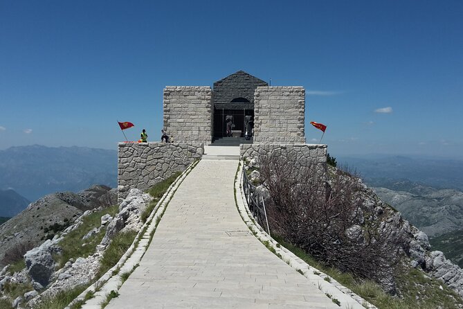 Private Tour- Skadar lake NP, Cetinje, Lovćen NP - The beauty of old Montenegro - Skadar Lake and the quiet village of Rijeka Crnojevića