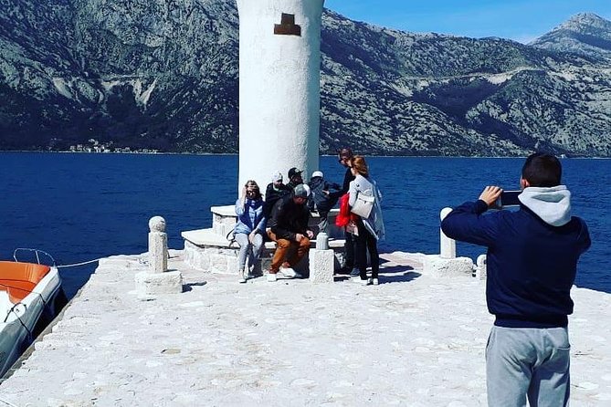 Private tour with speed boat - Perast and Lady of the rock - Guides, music, and the tone of the ride