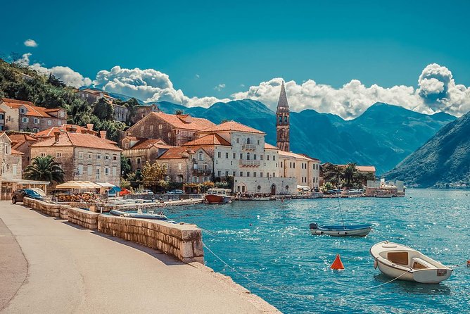 Private Transfer from Kotor or Perast to Dubrovnik airport - Who should book this ride