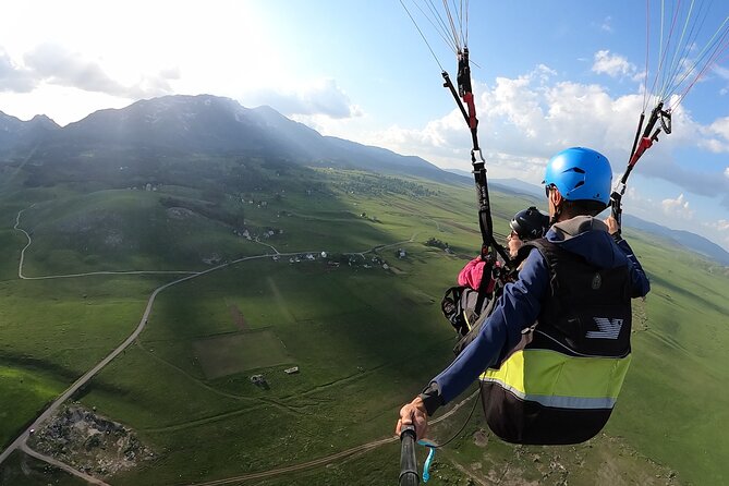 Tandem Paragliding in Durmitor National Park - The Briefing and Simple Takeoff