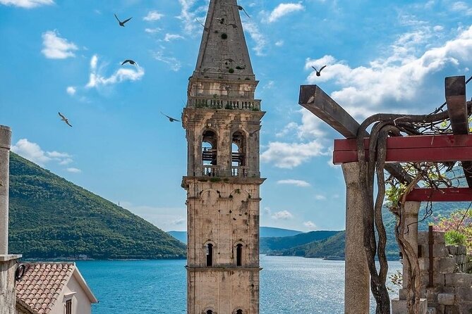 The Old Captain's Smile Tour in Kotor - Kotor’s stone lanes and unusual old-town stories
