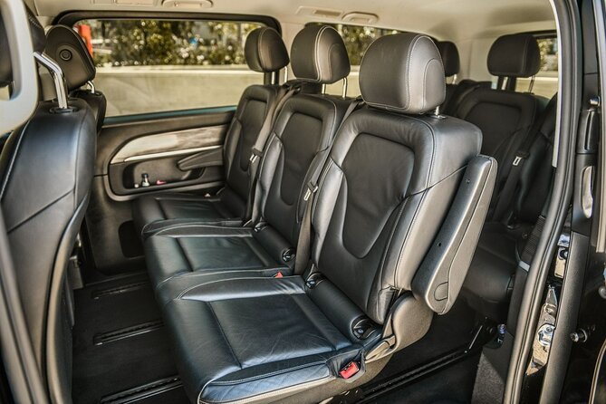 Transfer Podgorica Airport-city center - Booking details worth checking before departure